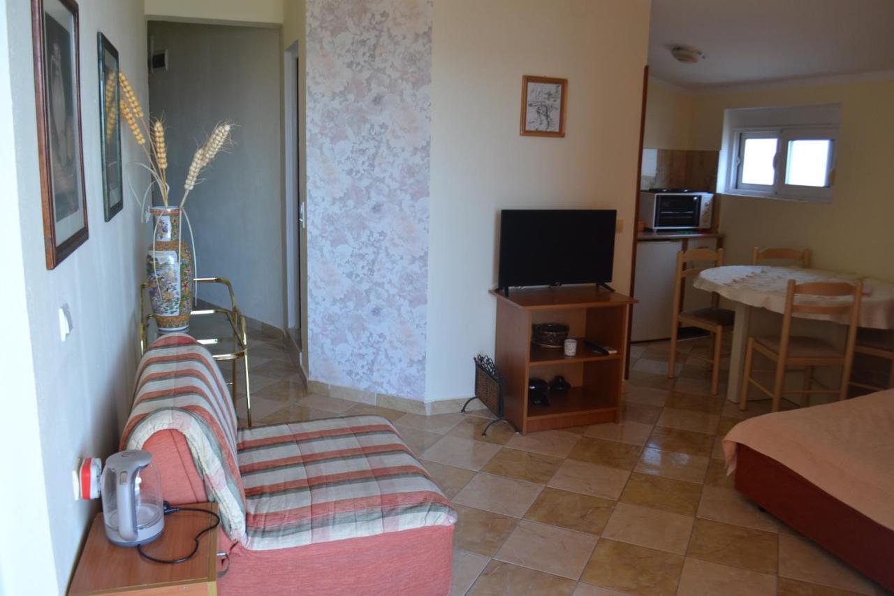 באר Apartments Milosevic מראה חיצוני תמונה