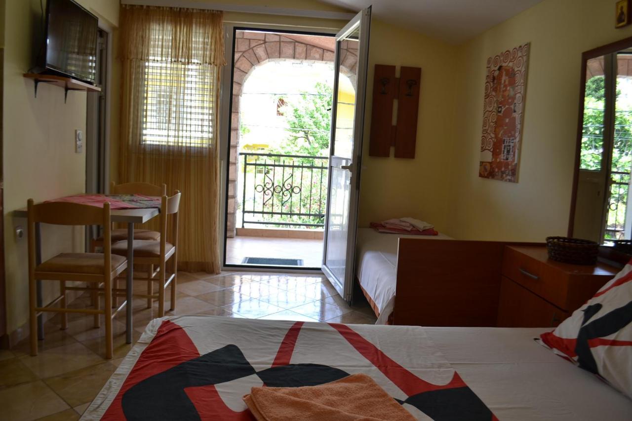 באר Apartments Milosevic מראה חיצוני תמונה
